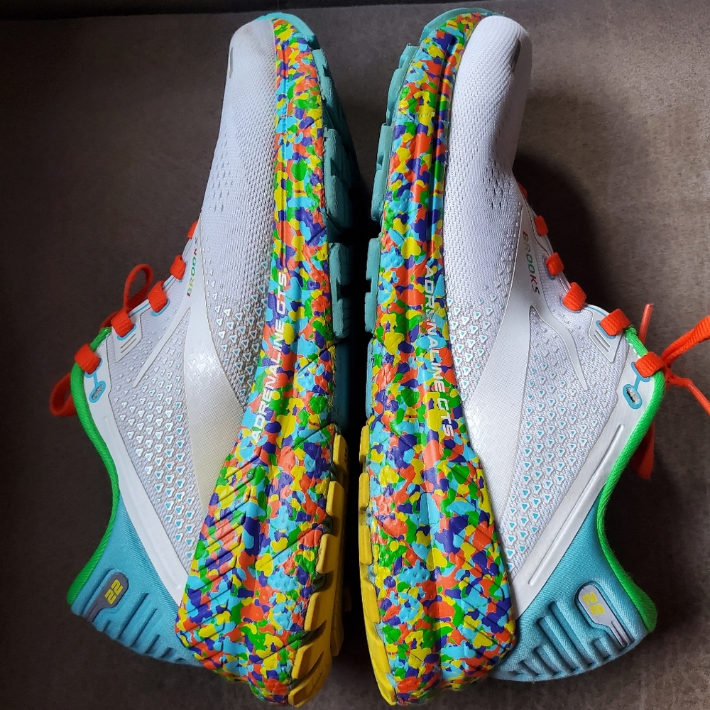 Brooks Adrenaline GTS 22 Bowl O Women's Size 9 (Medium) Running Shoes Multicolor - Picture 3 of 9